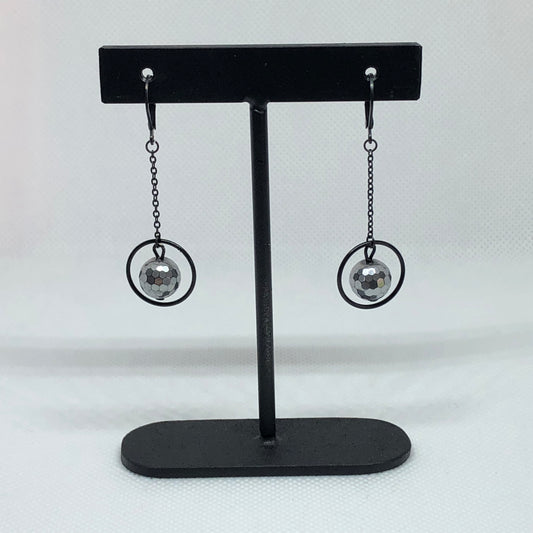 Stuck In The Middle - Faceted Hematite - Earrings
