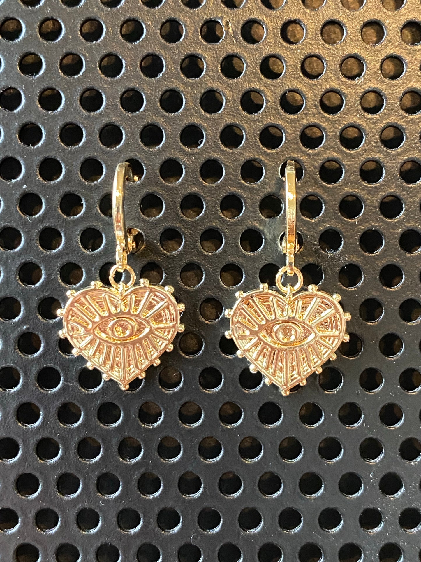 Sweet emotion earrings